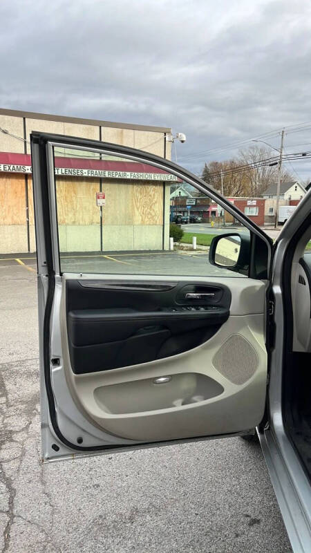 2012 Dodge Grand Caravan SXT