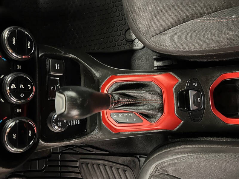 2016 Jeep Renegade Trailhawk