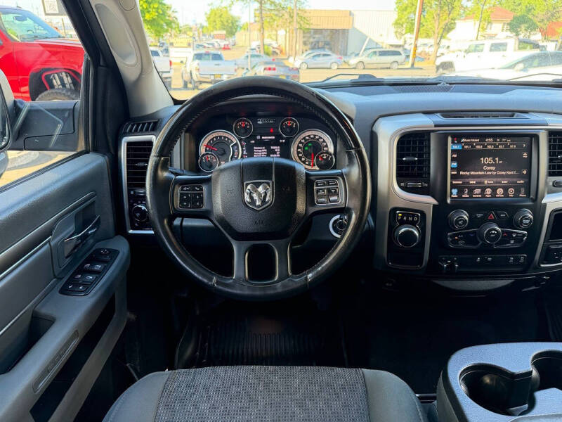 2016 RAM 1500 SLT