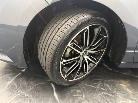 2019 Toyota Avalon XSE