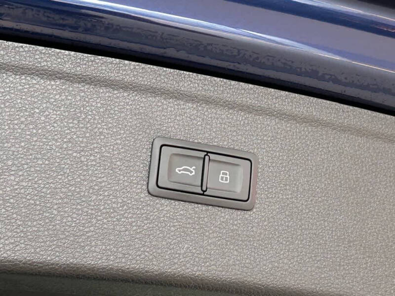 2025 Audi Q5 quattro Premium Plus 40 TFSI