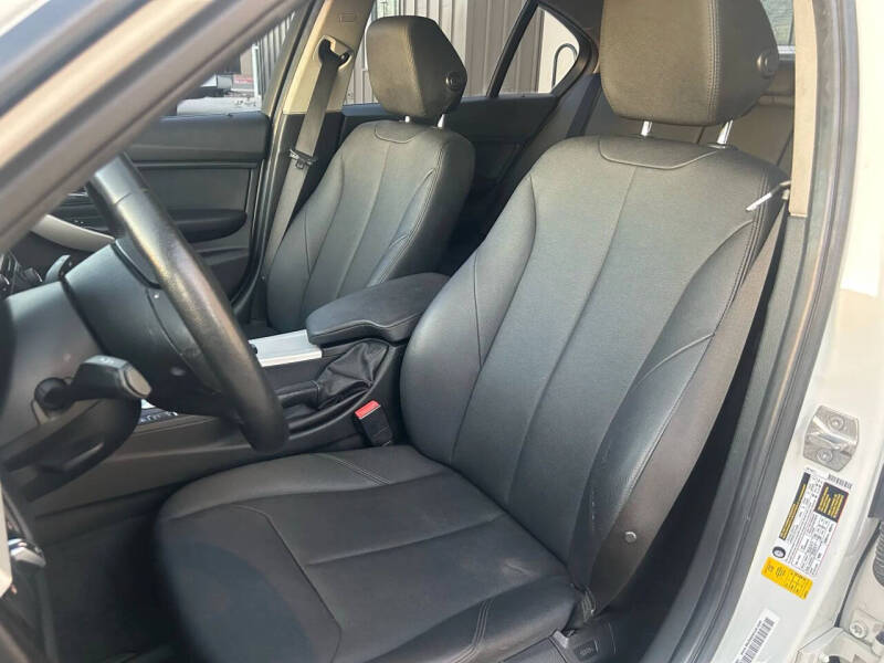 2018 BMW 3 Series 320i