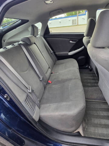 2012 Toyota Prius Two