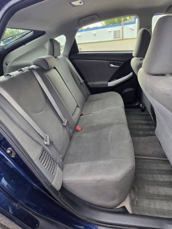 2012 Toyota Prius Two