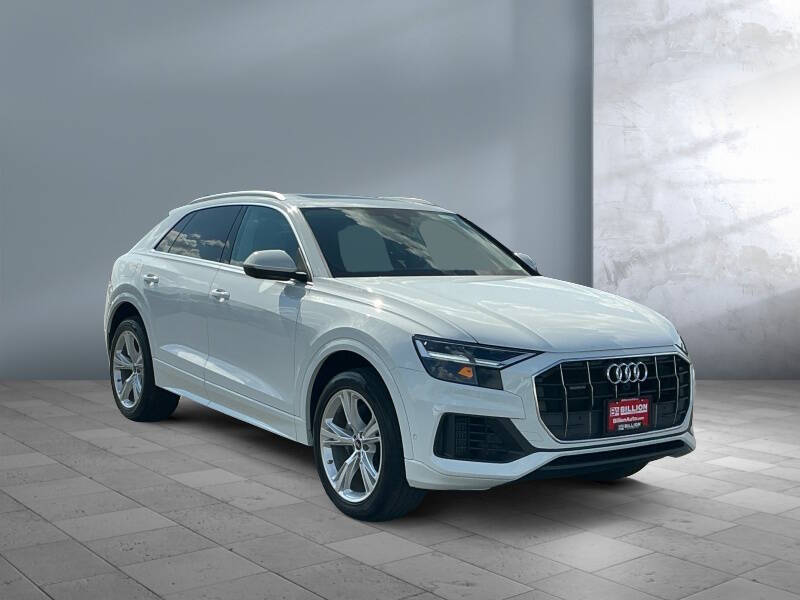2022 Audi Q8 quattro Premium 55 TFSI