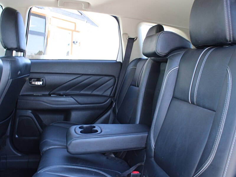 2018 Mitsubishi Outlander PHEV