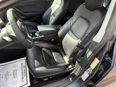 2020 Tesla Model 3 Standard Range Plus