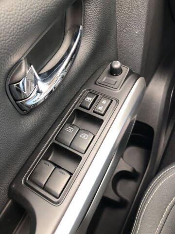 2019 Nissan Titan SV