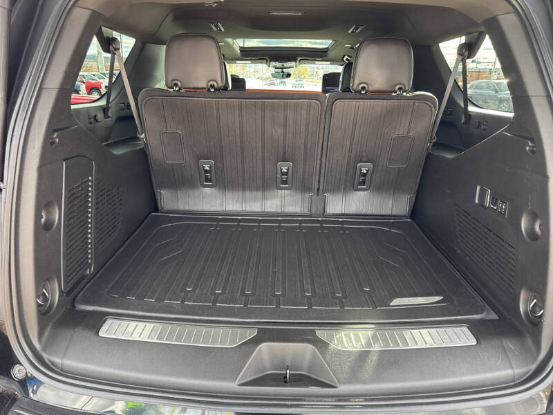 2023 GMC Yukon XL Denali Ultimate