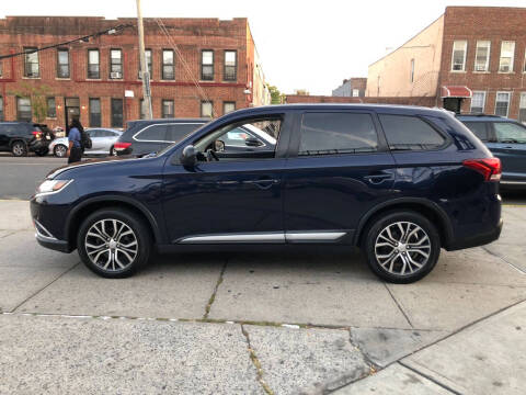 2016 Mitsubishi Outlander for sale at BLS AUTO SALES LLC in Bronx NY