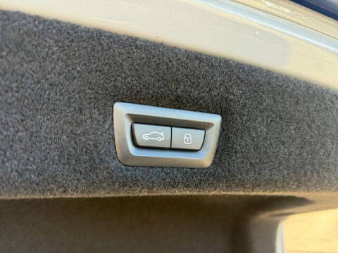 2023 BMW 7 Series 740i