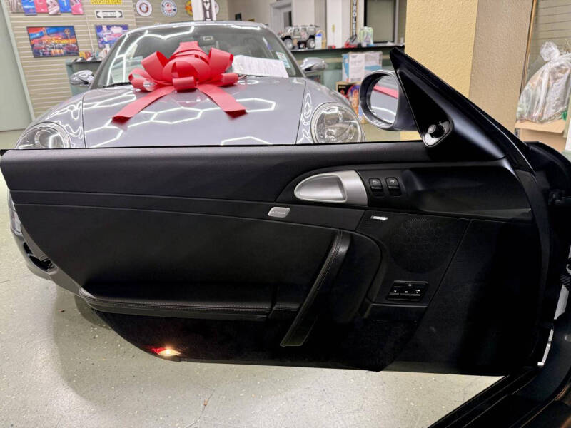 2005 Porsche 911 Carrera