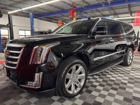 2017 Cadillac Escalade ESV Luxury