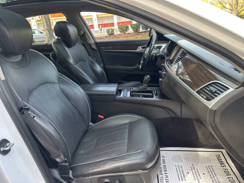 2016 Hyundai Genesis 3.8L