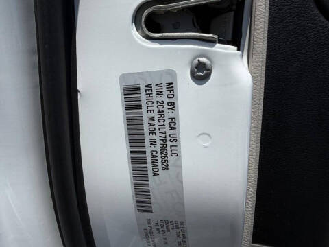 2023 Chrysler Pacifica Plug-In Hybrid Touring L