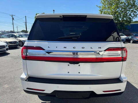 2018 Lincoln Navigator Black Label