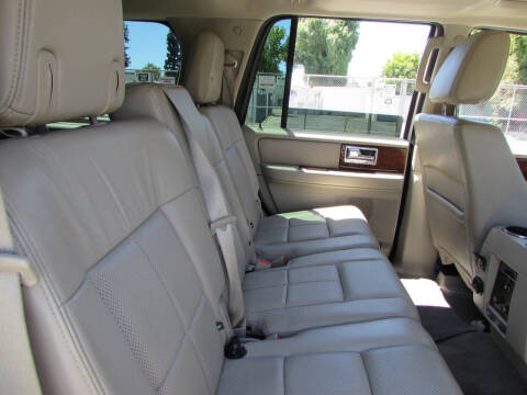 2012 Lincoln Navigator