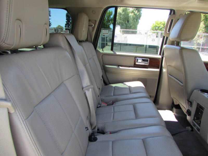 2012 Lincoln Navigator
