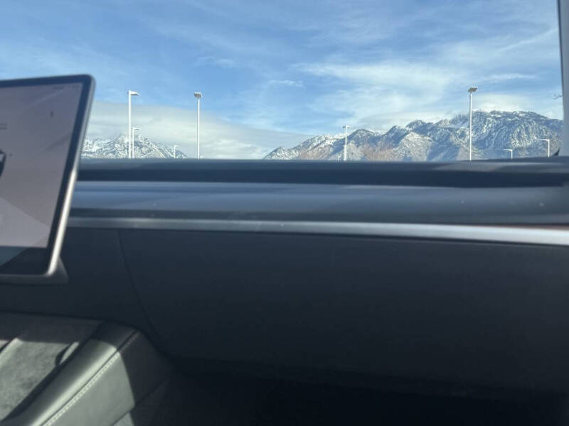 2023 Tesla Model 3 Performance