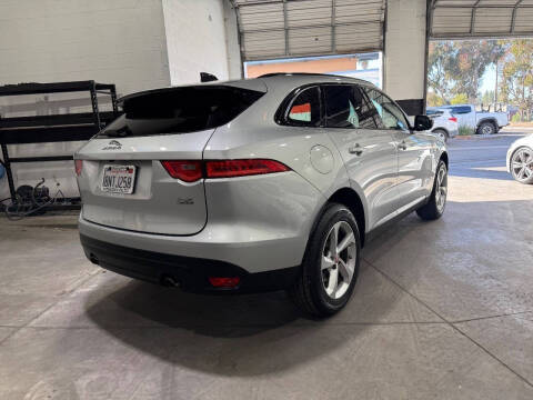2020 Jaguar F-PACE 25t Premium