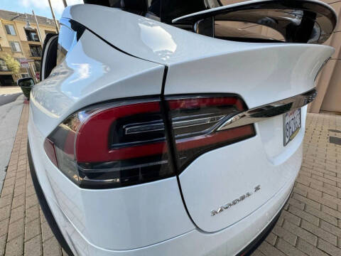 2018 Tesla Model X 75D