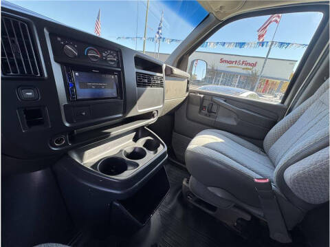 2003 GMC Savana 2500