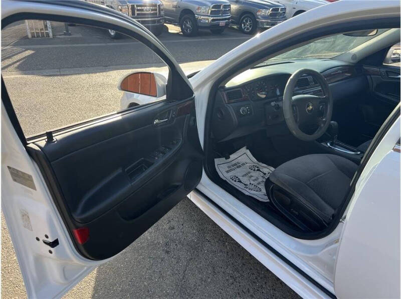 2010 Chevrolet Impala LS