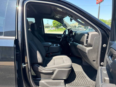 2023 GMC Sierra 1500 Elevation Standard