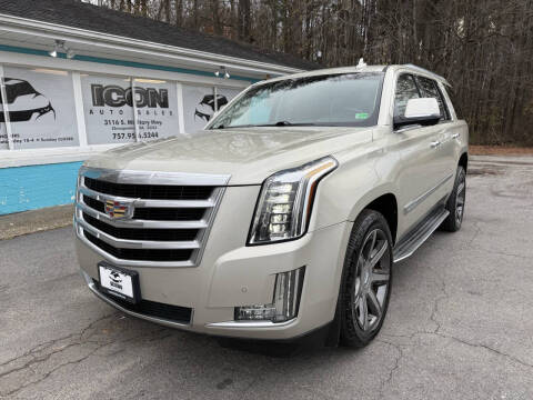 2016 Cadillac Escalade Luxury Collection