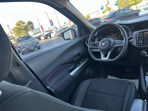 2020 Nissan Kicks SV