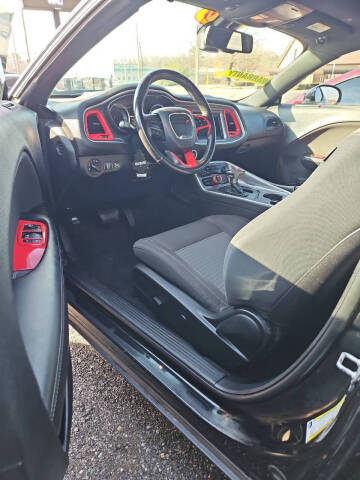 2019 Dodge Challenger SXT