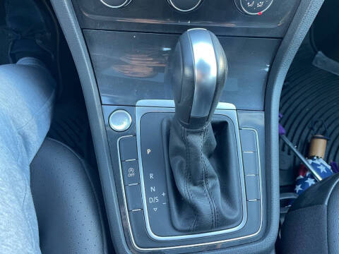 2020 Volkswagen Golf TSI