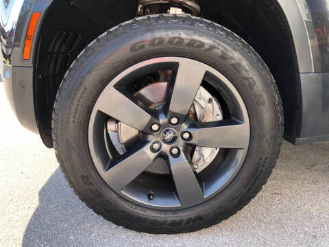 2023 Land Rover Defender 110 SE