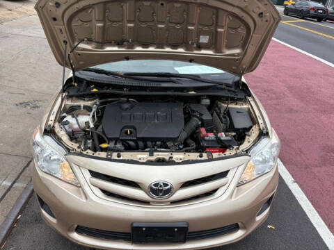 2011 Toyota Corolla LE