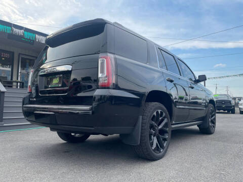 2017 GMC Yukon Denali