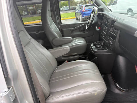 2017 Chevrolet Express LS 3500