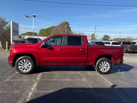 2020 Chevrolet Silverado 1500 Custom