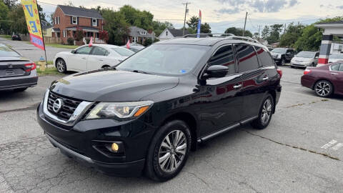 2018 Nissan Pathfinder SV