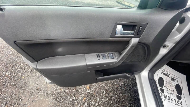 2009 Ford Focus SES