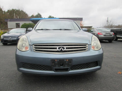 2005 Infiniti G35 for sale at Olde Mill Motors in Angier NC