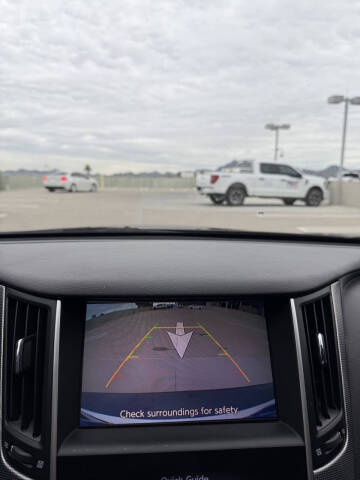 2015 Infiniti Q50 Premium