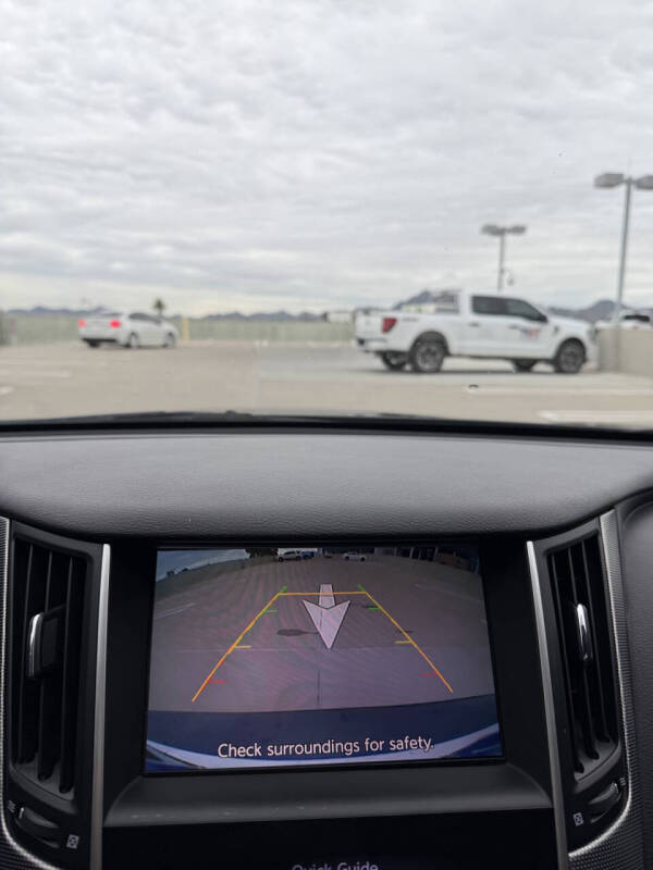 2015 Infiniti Q50 Premium