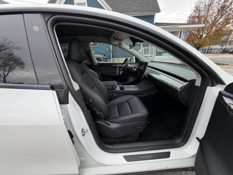 2023 Tesla Model Y Long Range