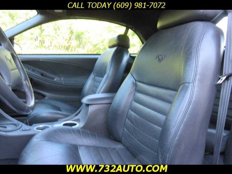 2003 Ford Mustang GT Deluxe