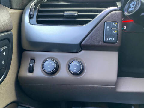 2017 Chevrolet Suburban LT