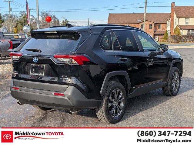 2022 Toyota RAV4 Hybrid XLE Premium