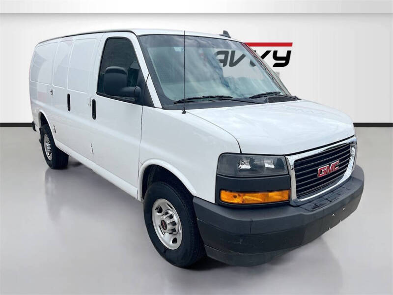 2024 GMC Savana 2500