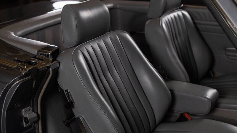 1988 Mercedes-Benz 560-Class 560 SL