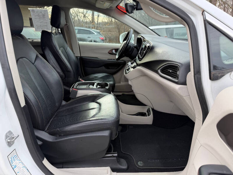 2018 Chrysler Pacifica Touring L