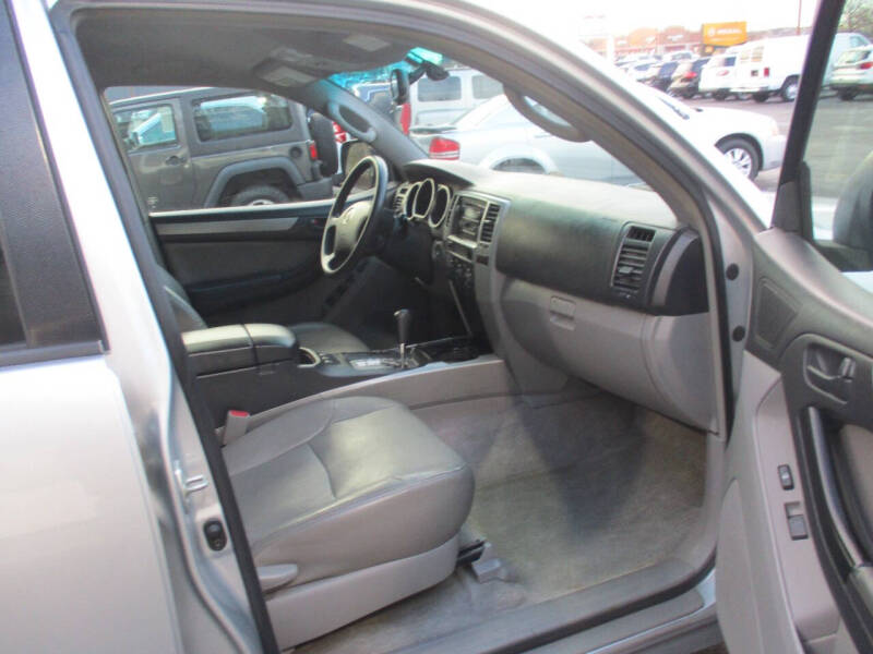 2003 Toyota 4Runner SR5